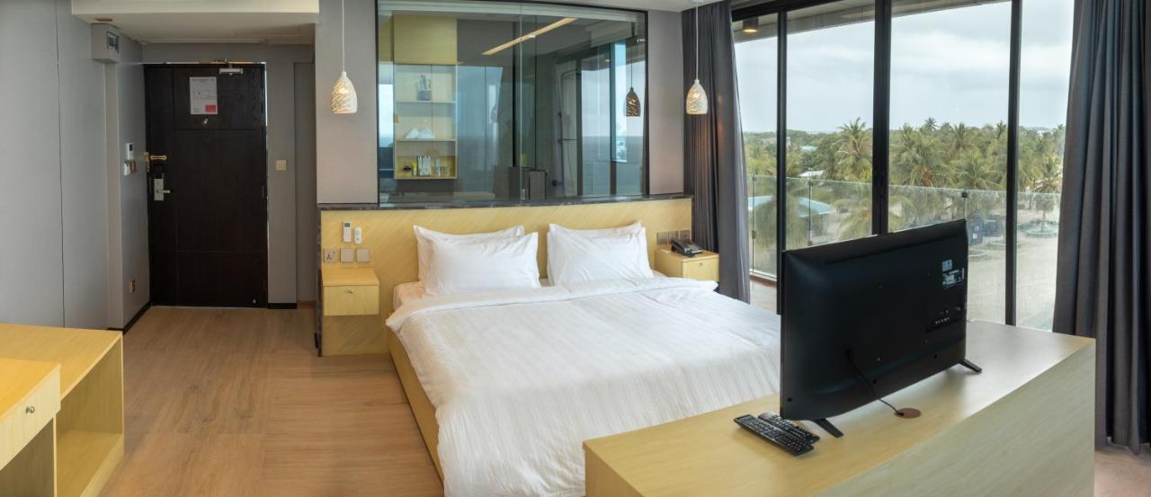 Swarn By Hawks Hotels Kamadhoo Экстерьер фото