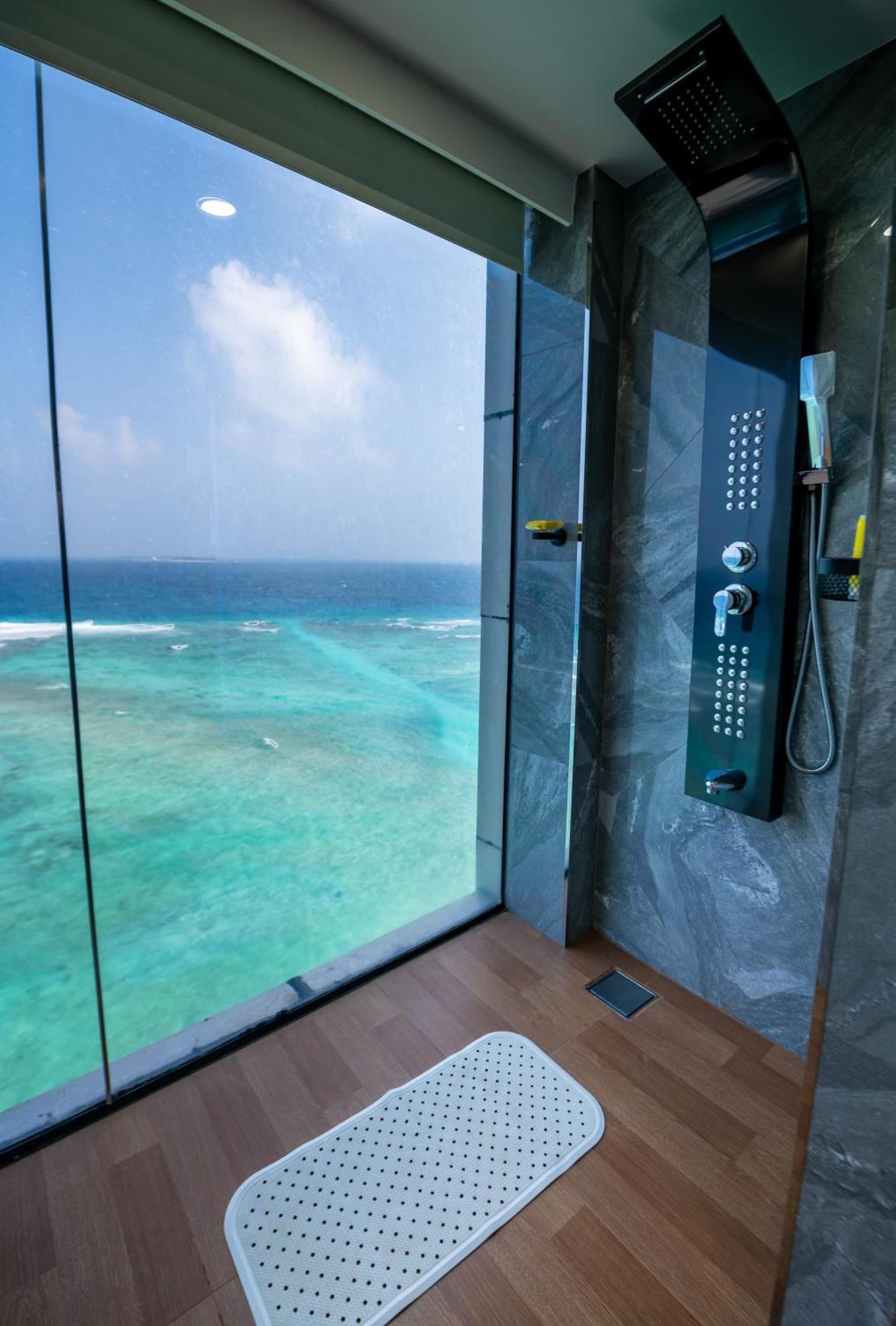 Swarn By Hawks Hotels Kamadhoo Экстерьер фото