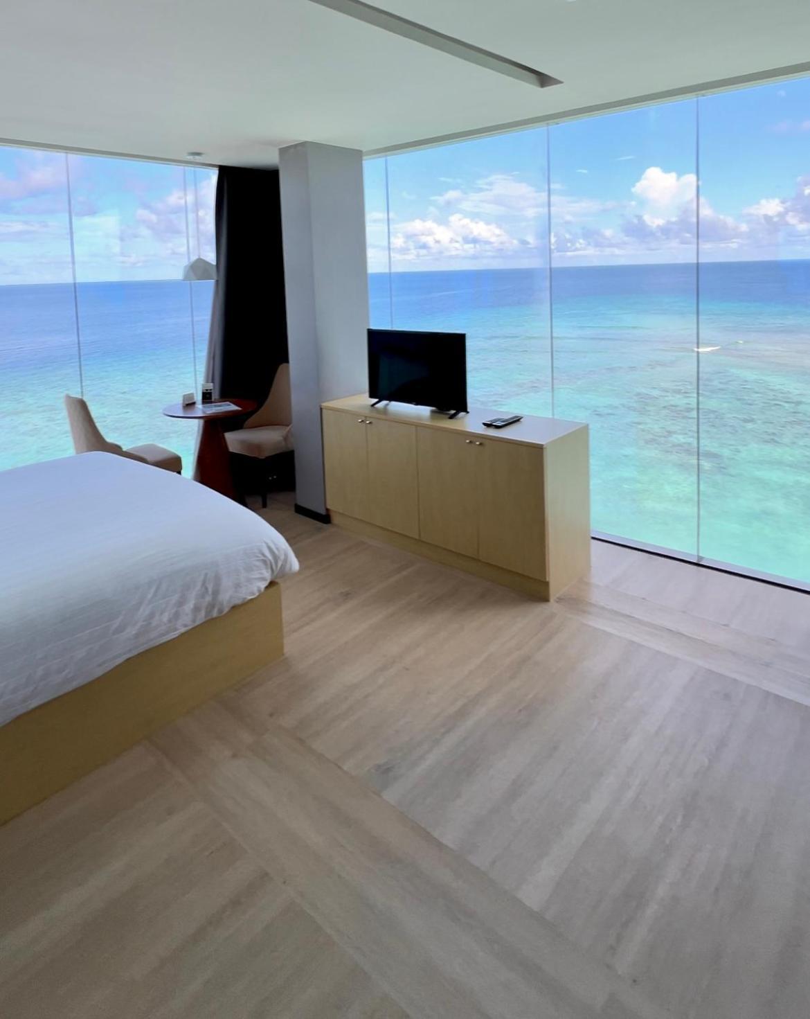 Swarn By Hawks Hotels Kamadhoo Экстерьер фото