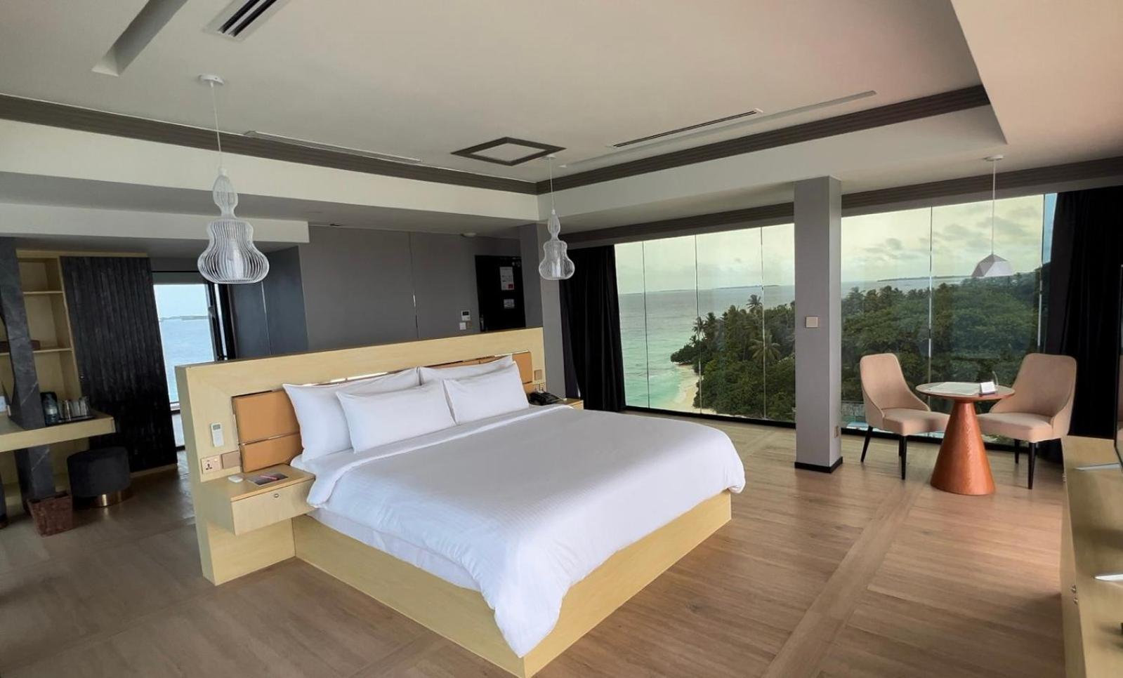 Swarn By Hawks Hotels Kamadhoo Экстерьер фото
